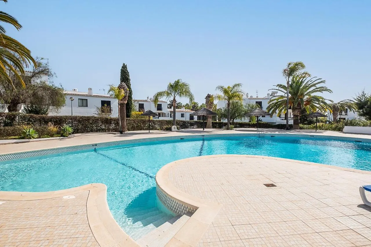 #053 Fully Equiped With Pool, 350 Mts Beach Albufeira Apartment