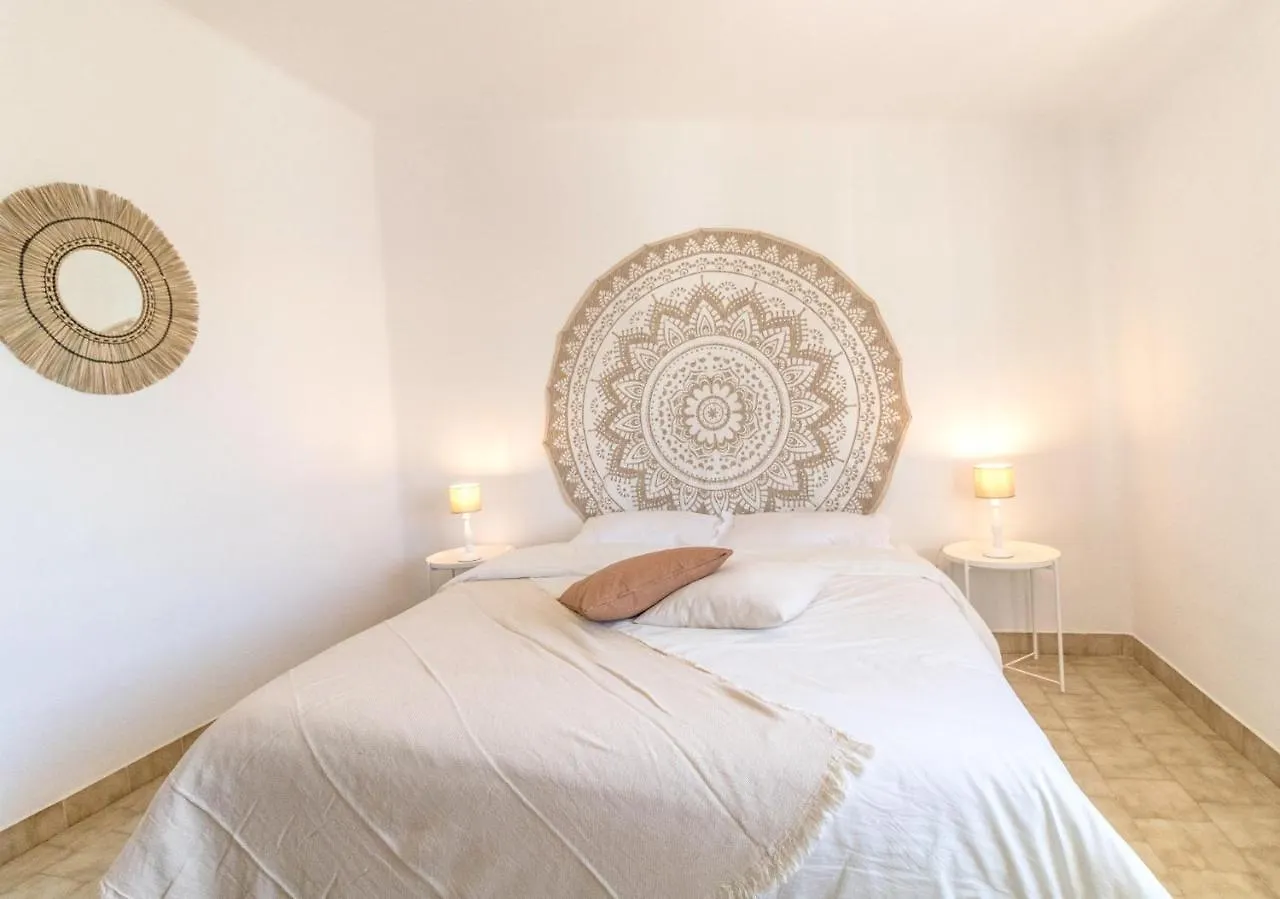 Apartment #053 Fully Equiped With Pool, 350 Mts Beach Albufeira Portugal